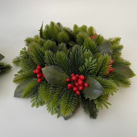 Vintage Christmas Plastic Greenery Red Berry Candle Ring Holders Wreaths Set - Picture 3 of 6